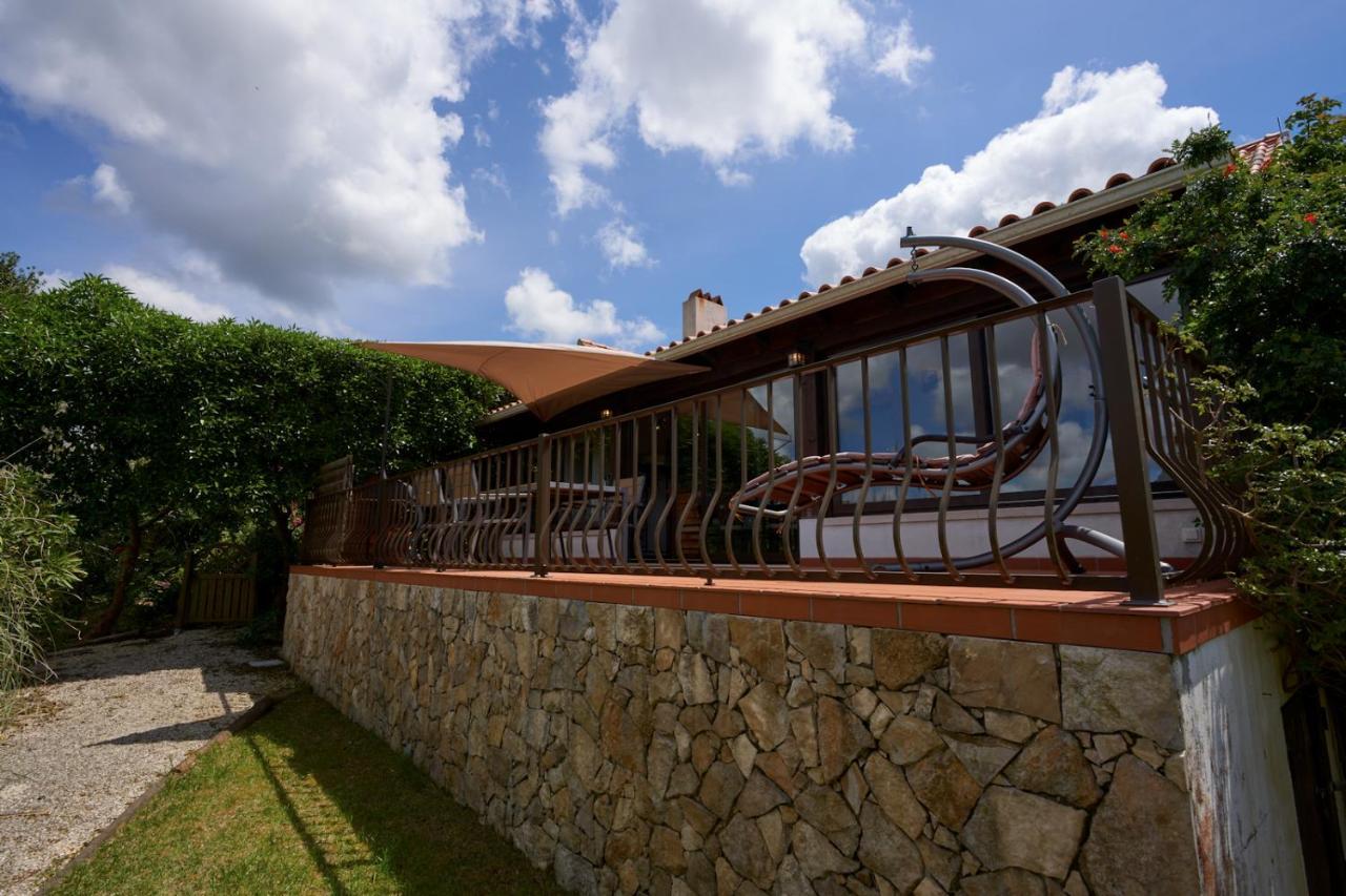 Gasthaus Quinta Do Bom Vento Óbidos Exterior foto