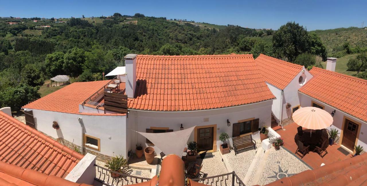 Gasthaus Quinta Do Bom Vento Óbidos Exterior foto